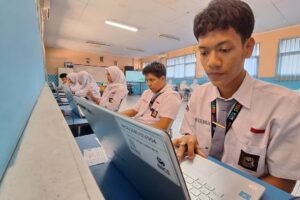 MENGUKUR MUTU PENDIDIKAN SECARA KOMPREHENSIF: SMA SMART CIBINONG SELENGGARAKAN ANBK 2025/2026